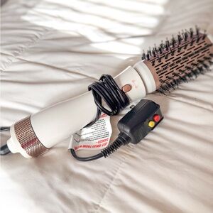 White and Brown Hair Dryer Brush